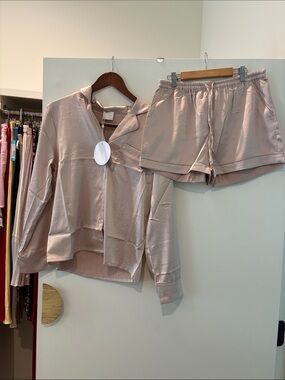 Women's Satin Sleep Set - Blush Button-Down Top & Shorts